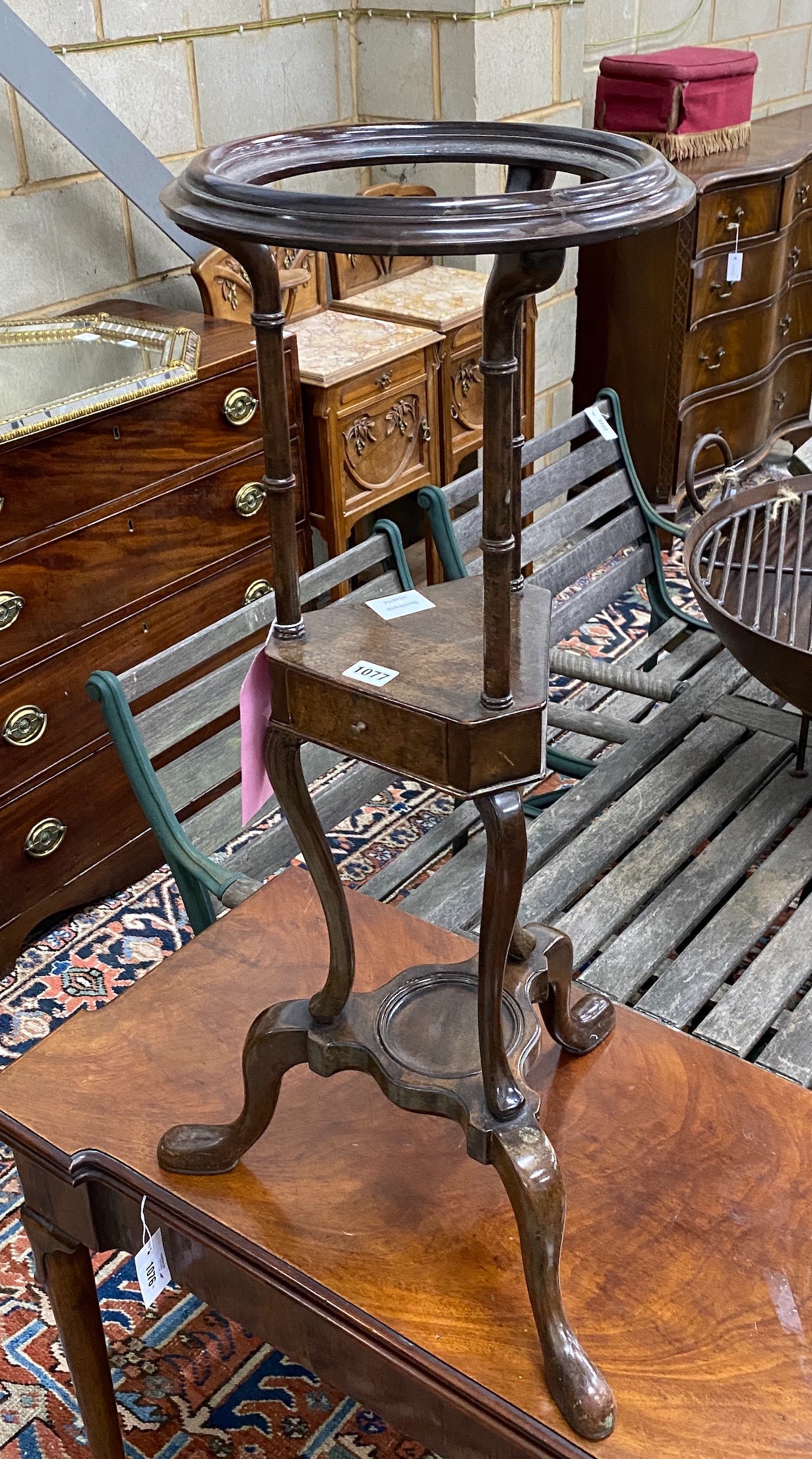 A Georgian style mahogany washstand, height 83cm